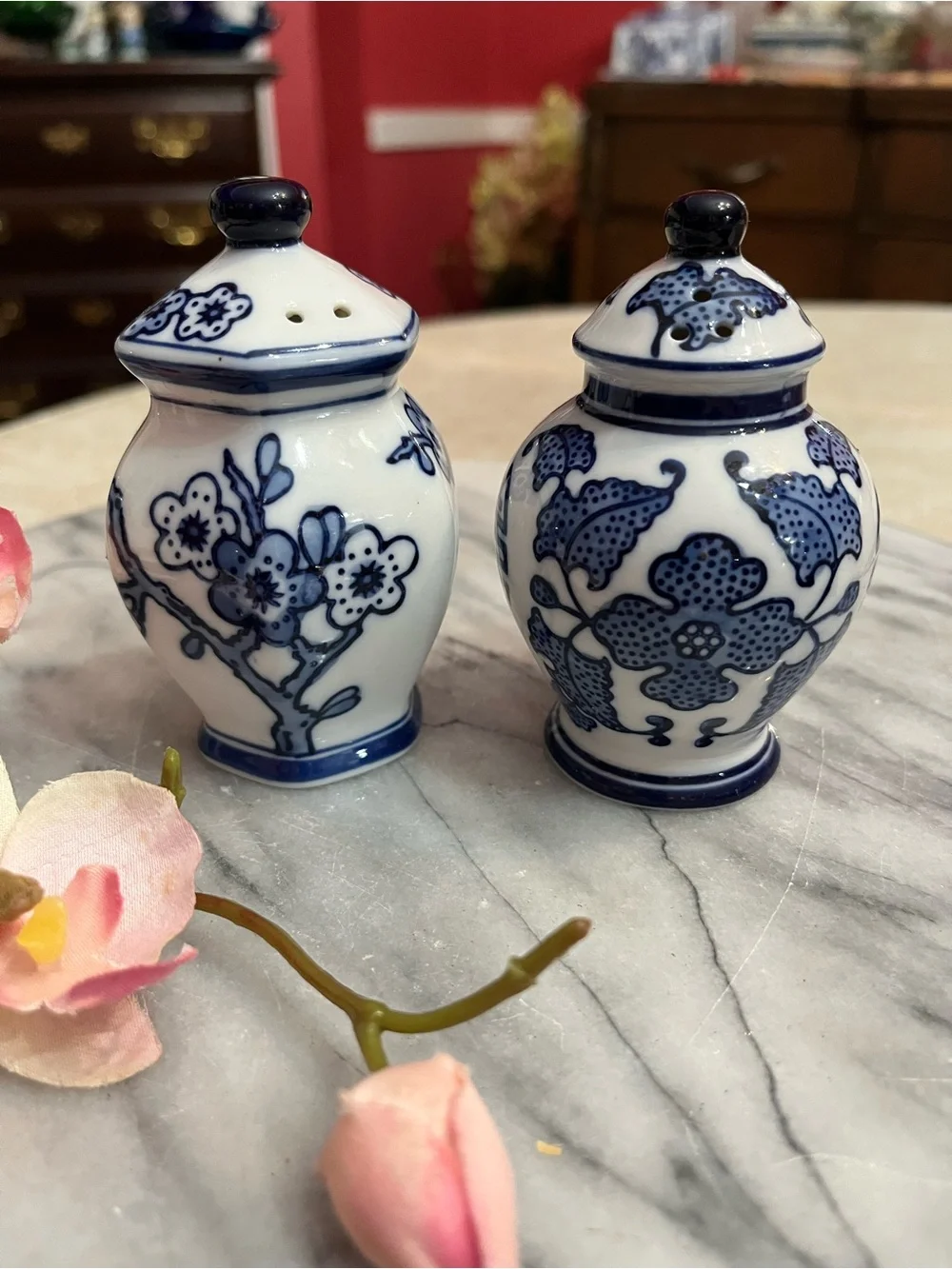 Pier 1 Blue Floral Ceramic Salt & Pepper Shakers Set White Blue Vintages